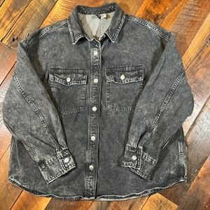 H&M Divided Black Acid Wash Denim Shirt Jacket Size S